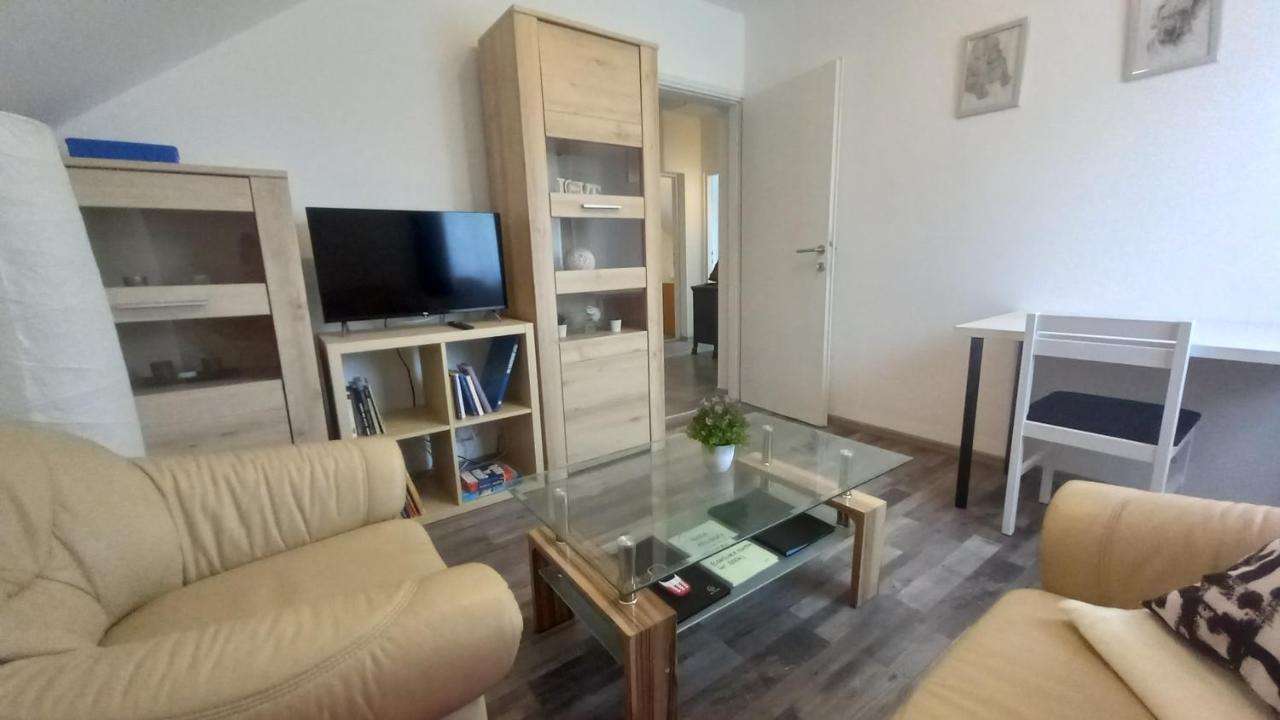 Apartamento Keti Plaški Exterior foto
