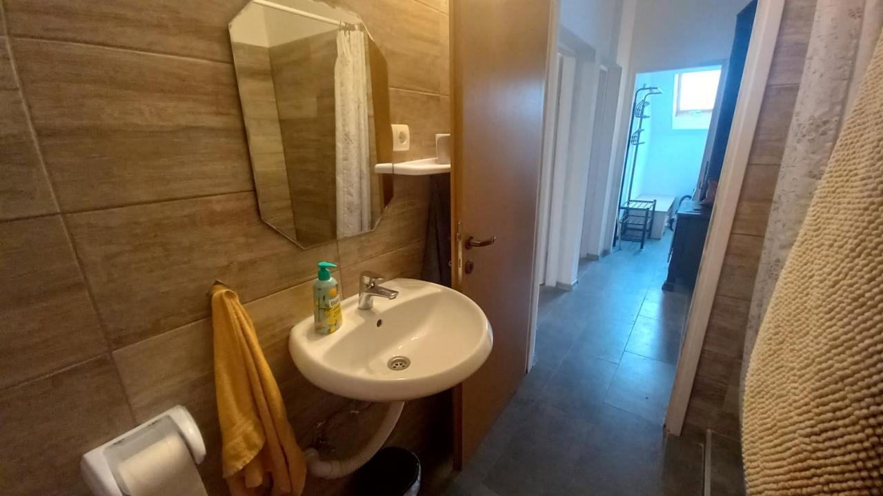 Apartamento Keti Plaški Exterior foto