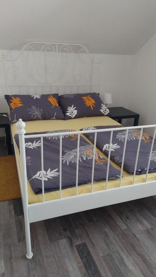 Apartamento Keti Plaški Exterior foto